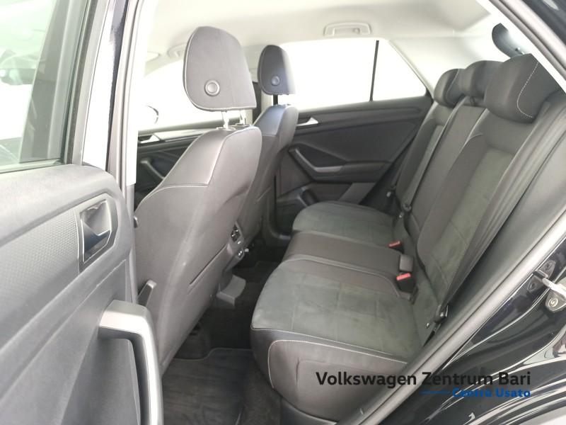 Volkswagen T-Roc 1.5 tsi style dsg - 17