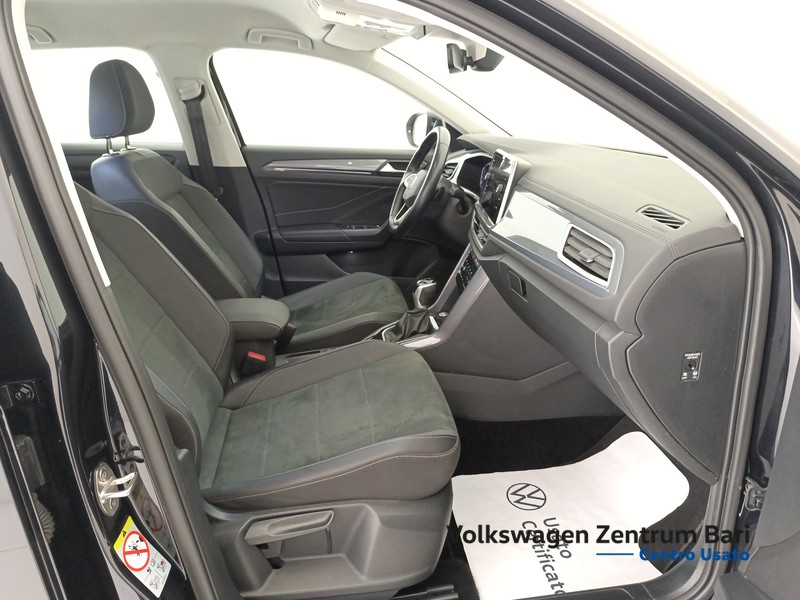 Volkswagen T-Roc 1.5 tsi style dsg - 21