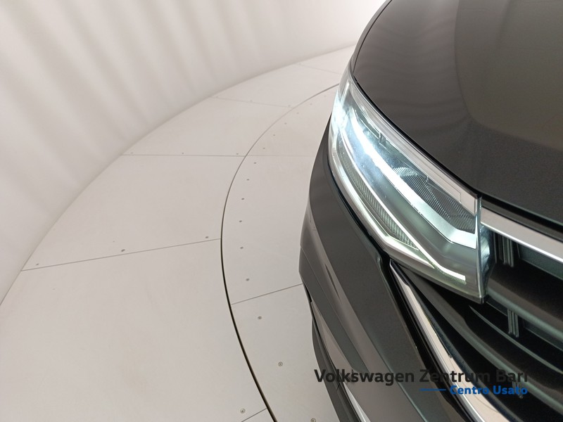 Volkswagen Tiguan 2.0 tdi life 122cv - 19