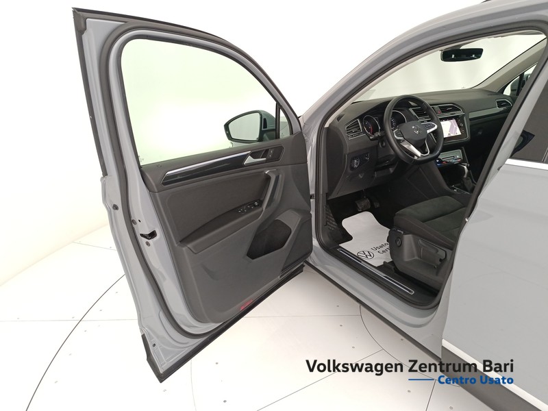 Volkswagen Tiguan 2.0 tdi life 150cv dsg - 12