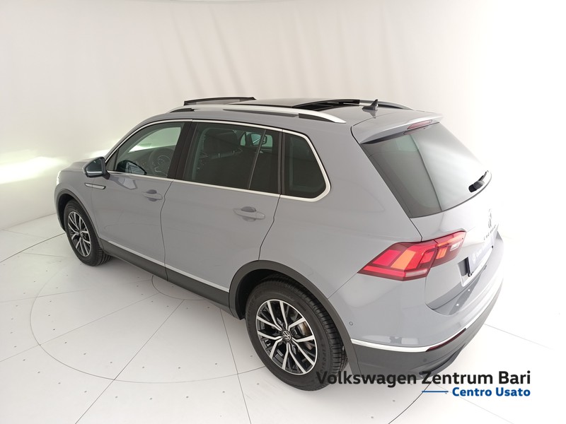 Volkswagen Tiguan 2.0 tdi life 150cv dsg - 16