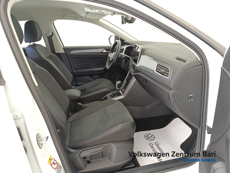 Volkswagen T-Roc 1.5 tsi style dsg - 21