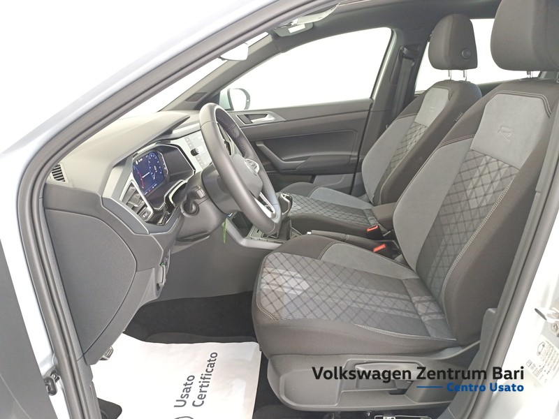 Volkswagen Taigo 1.0 tsi r-line 115cv - 13