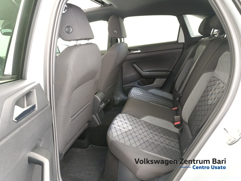 Volkswagen Taigo 1.0 tsi r-line 115cv - 21