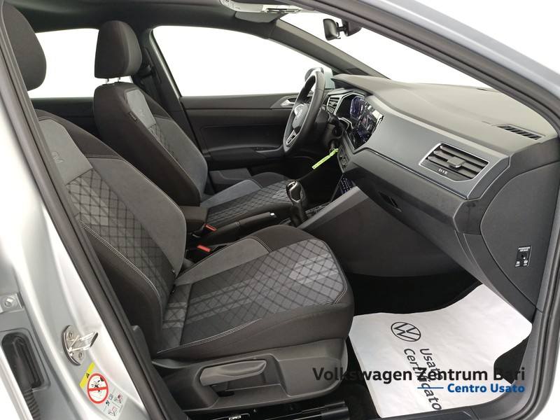 Volkswagen Taigo 1.0 tsi r-line 115cv - 25