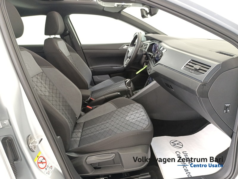 Volkswagen Taigo 1.0 tsi r-line 115cv - 26