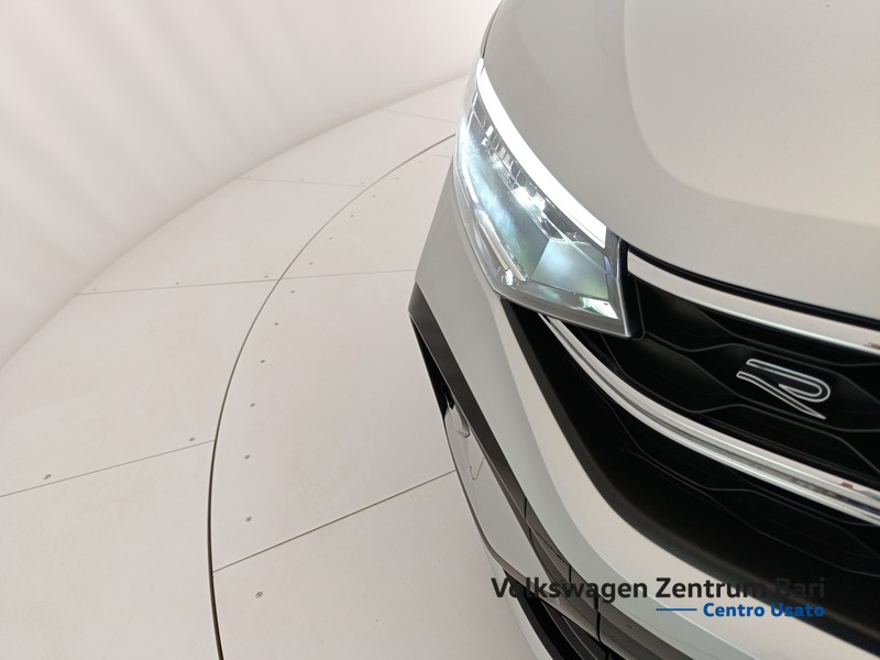 Volkswagen Taigo 1.0 tsi r-line 115cv - 27