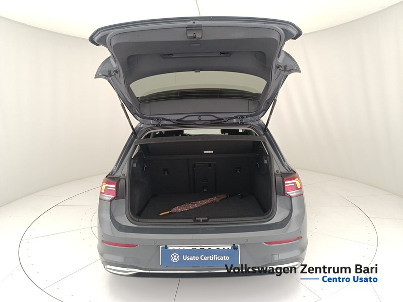 Volkswagen Golf 2.0 tdi style 115cv - 19