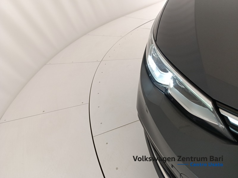 Volkswagen Golf 2.0 tdi style 115cv - 23