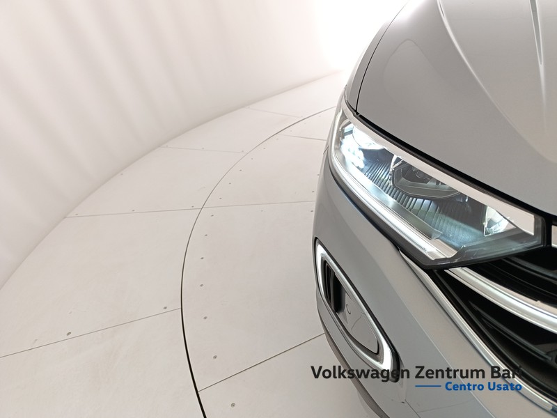 Volkswagen T-Roc 1.5 tsi style dsg - 20