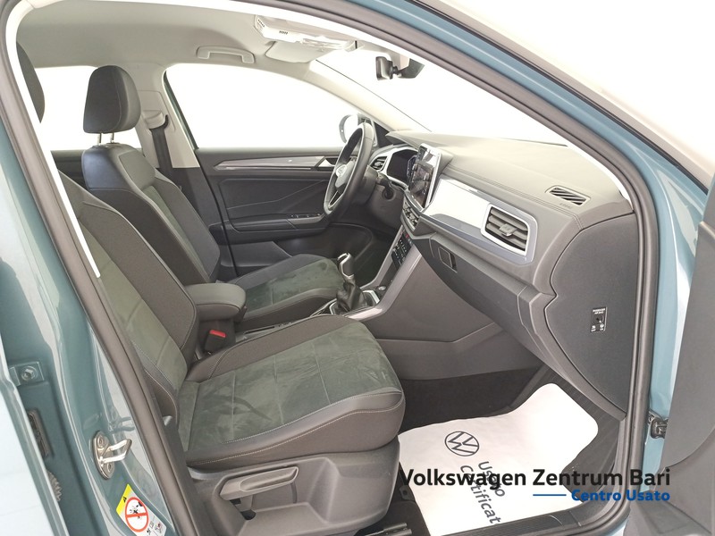 Volkswagen T-Roc 1.0 tsi style 110cv - 21