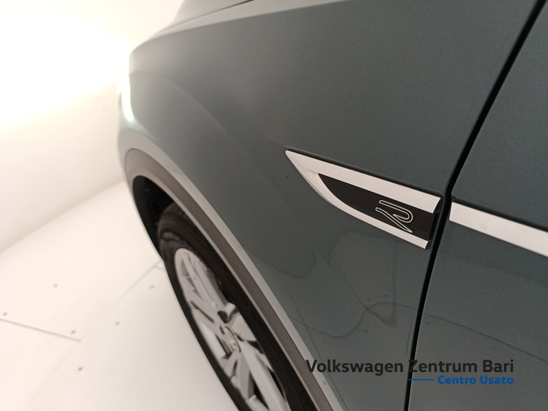 Volkswagen T-Roc 1.0 tsi r-line 110cv - 16