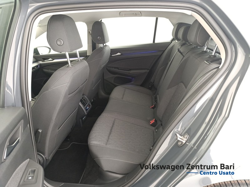 Volkswagen Golf 2.0 tdi life 115cv - 17