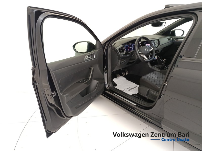 Volkswagen Taigo 1.0 tsi r-line 115cv - 13