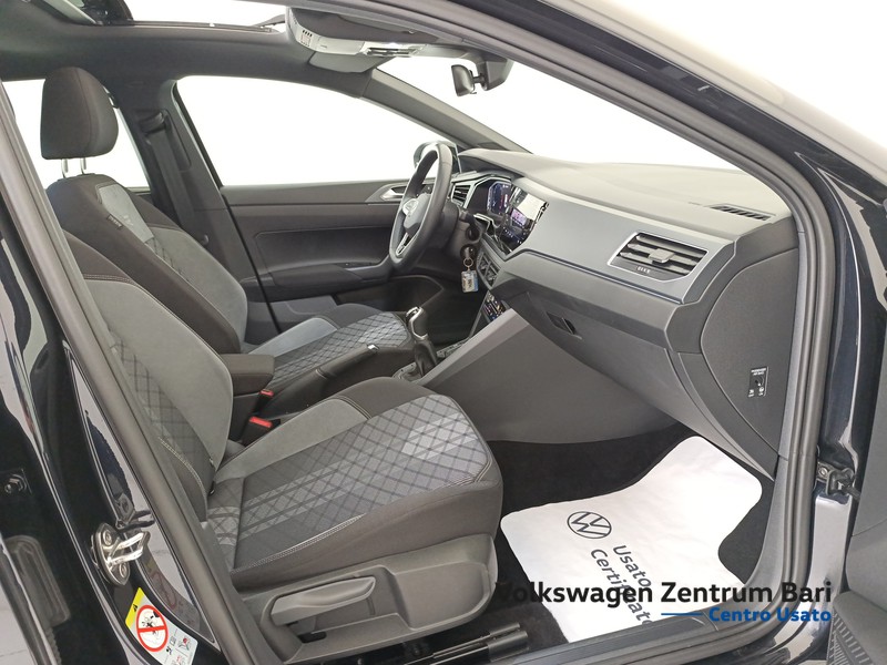 Volkswagen Taigo 1.0 tsi r-line 115cv - 24