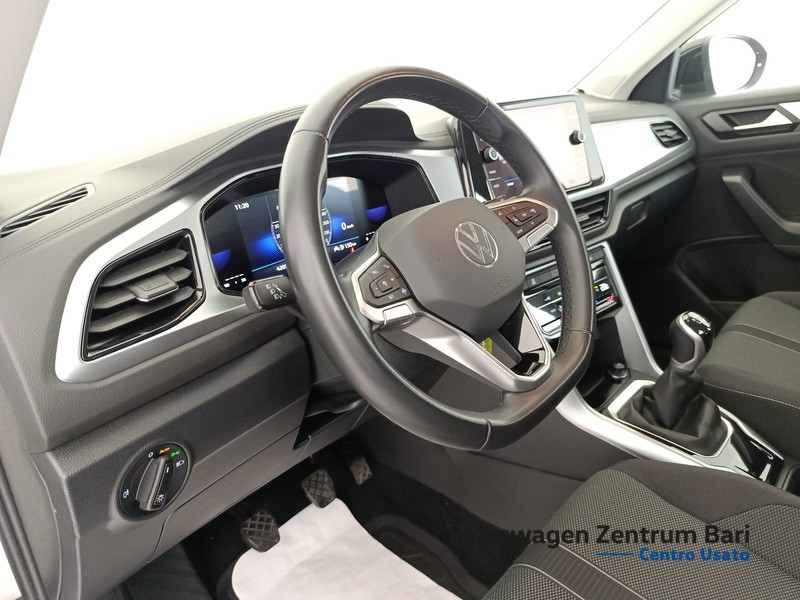Volkswagen T-Roc 1.0 tsi life 110cv - 15