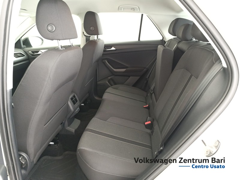 Volkswagen T-Roc 1.0 tsi life 110cv - 17