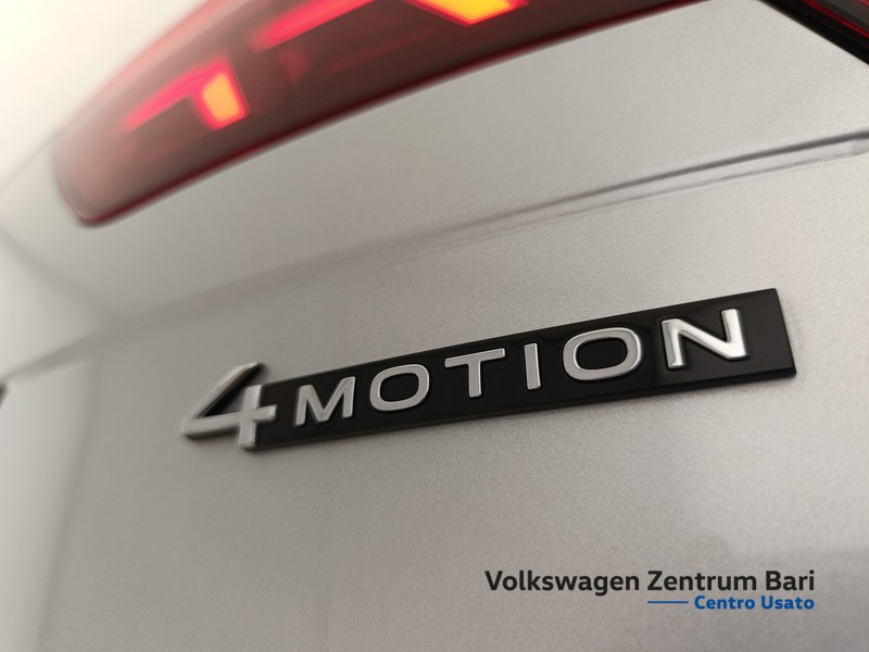 Volkswagen Tiguan 2.0 tdi elegance 4motion 150cv dsg - 14
