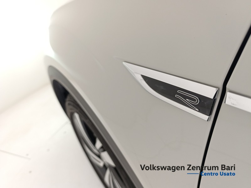 Volkswagen T-Roc 1.0 tsi r-line 110cv - 17