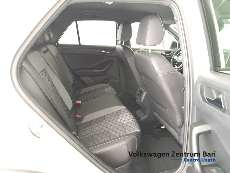 Volkswagen T-Roc 1.0 tsi r-line 110cv - 22