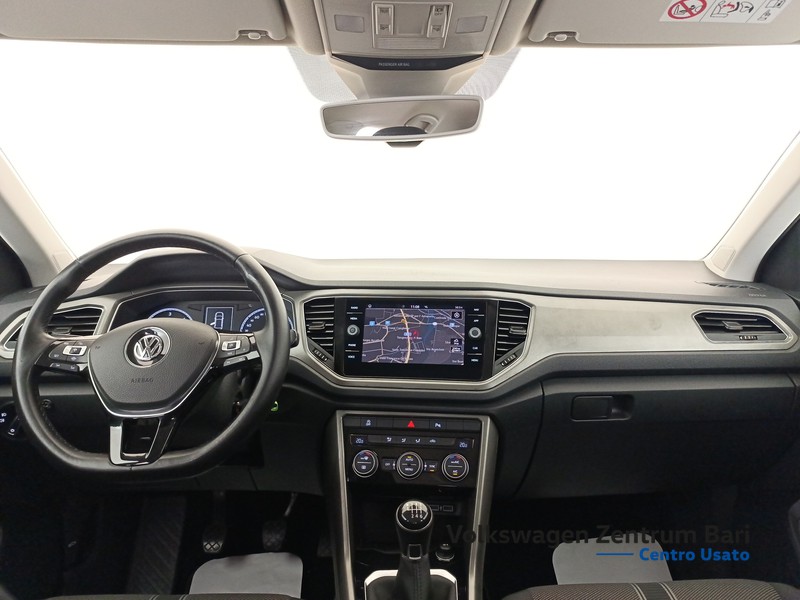 Volkswagen T-Roc 1.6 tdi business - 17