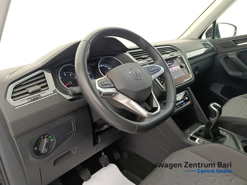 Volkswagen Tiguan 1.5 tsi life 130cv - 14