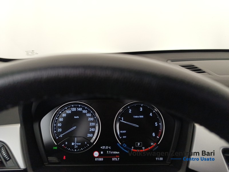 BMW X1 sdrive18d business advantage auto - 10