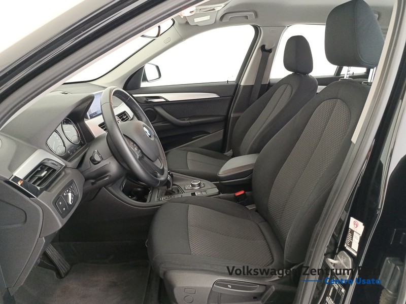 BMW X1 sdrive18d business advantage auto - 13