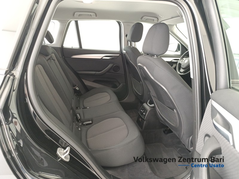 BMW X1 sdrive18d business advantage auto - 20
