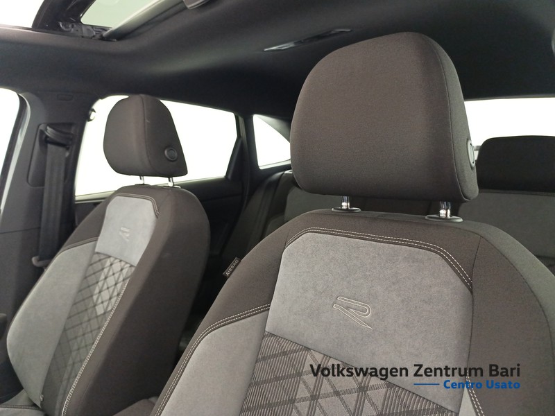 Volkswagen Taigo 1.0 tsi r-line 115cv - 13