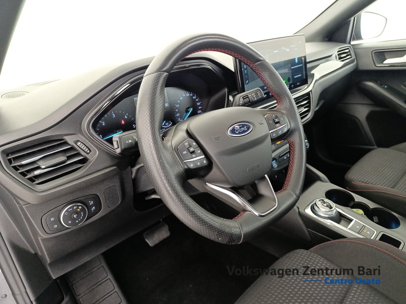 Ford Focus sw 1.5 ecoblue st-line 115cv auto - 14