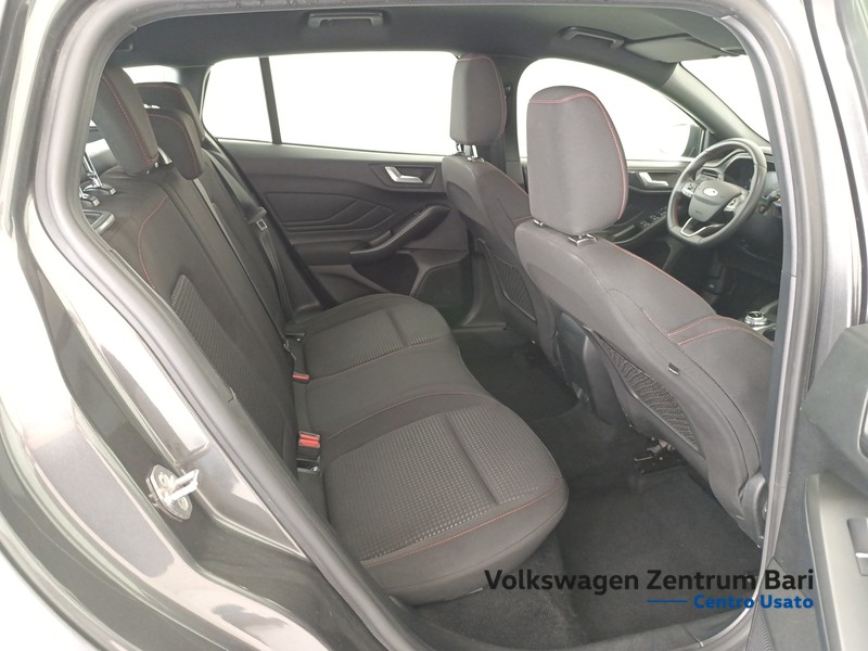 Ford Focus sw 1.5 ecoblue st-line 115cv auto - 20