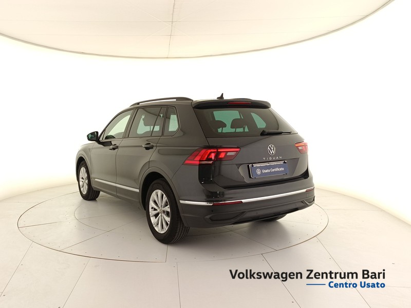 Volkswagen Tiguan 2.0 tdi life 150cv dsg - 8