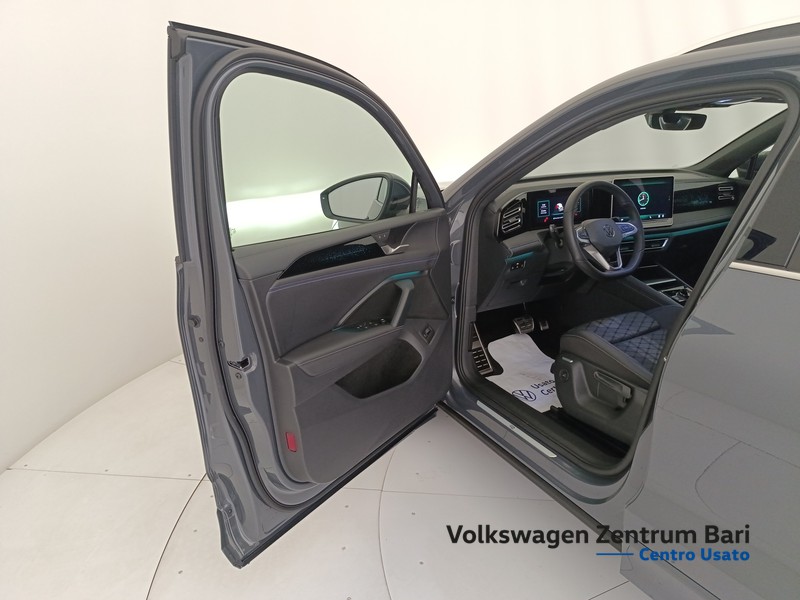 Volkswagen Tiguan 2.0 tdi r-line 4motion 193cv dsg - 11