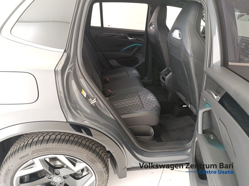 Volkswagen Tiguan 2.0 tdi r-line 4motion 193cv dsg - 18