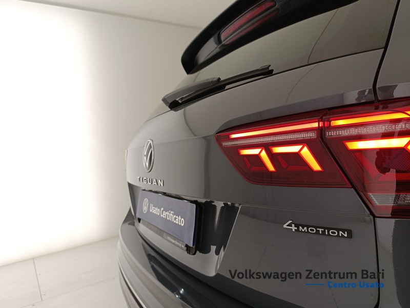 Volkswagen Tiguan 2.0 tdi r-line 4motion 200cv dsg - 20