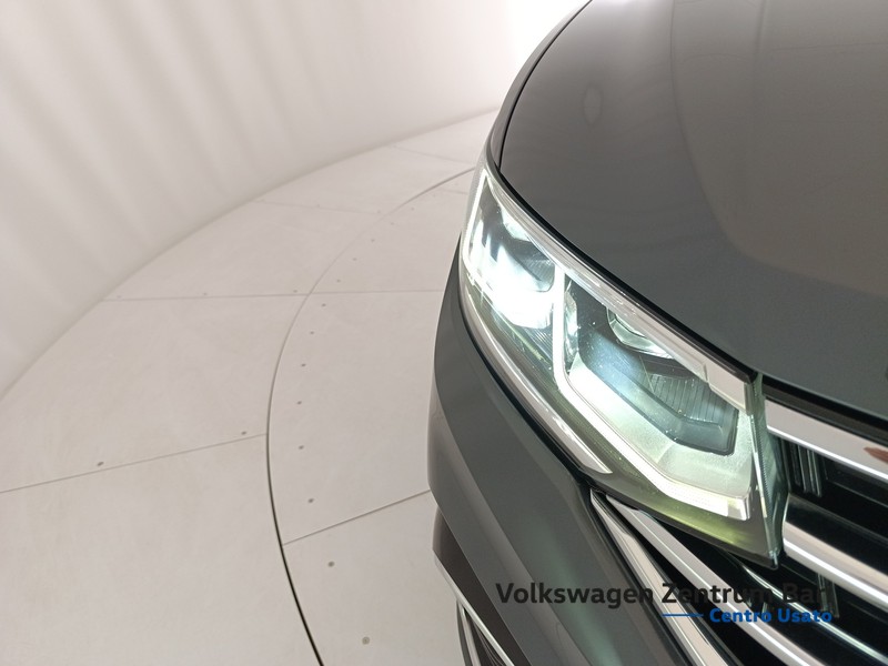 Volkswagen Tiguan 2.0 tdi r-line 4motion 200cv dsg - 24