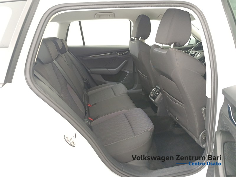 Skoda Octavia wagon 2.0 tdi evo ambition 115cv dsg - 17