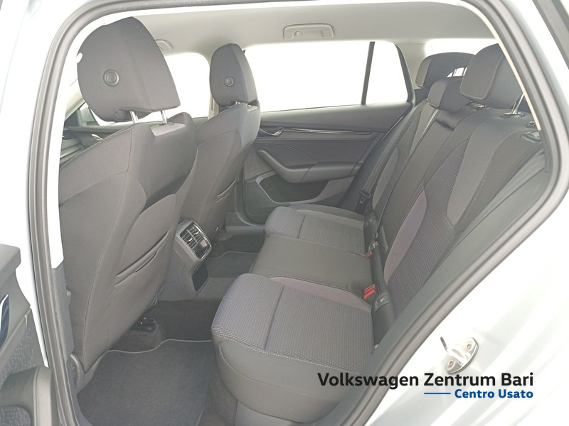 Skoda Octavia wagon 2.0 tdi evo ambition 115cv dsg - 13