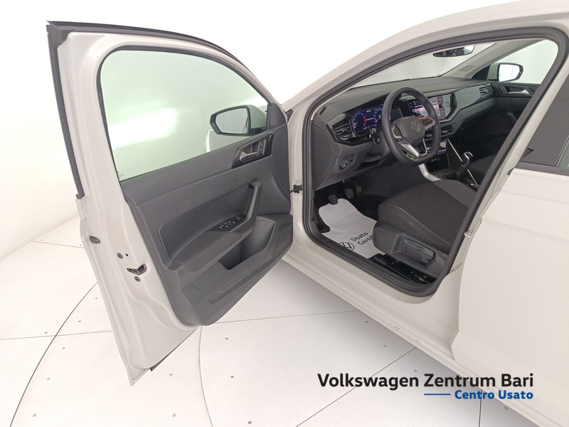 Volkswagen Polo 1.0 tsi life 95cv - 10