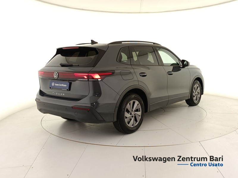Volkswagen Tiguan 2.0 tdi life 150cv dsg - 6