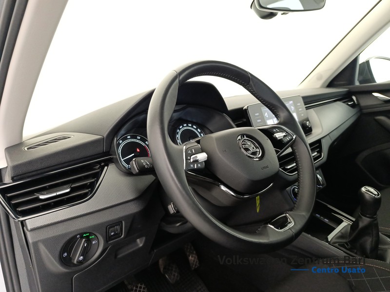 Skoda Kamiq 1.0 tsi ambition 95cv - 14