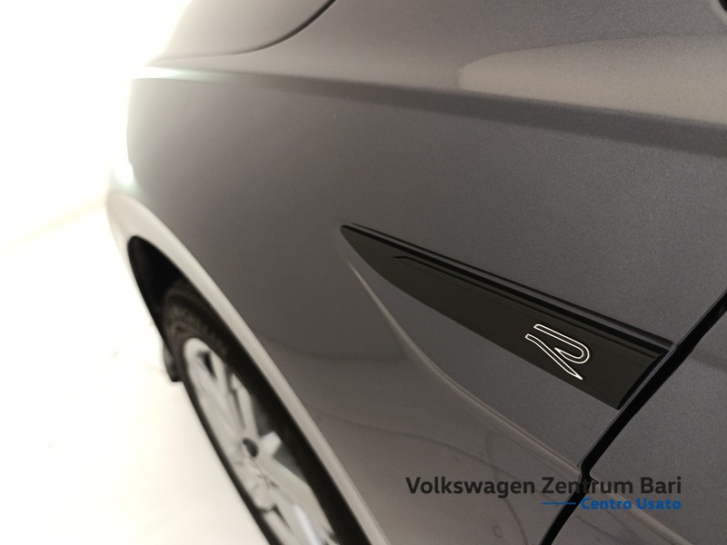 Volkswagen Polo 1.0 tsi r-line 95cv - 16