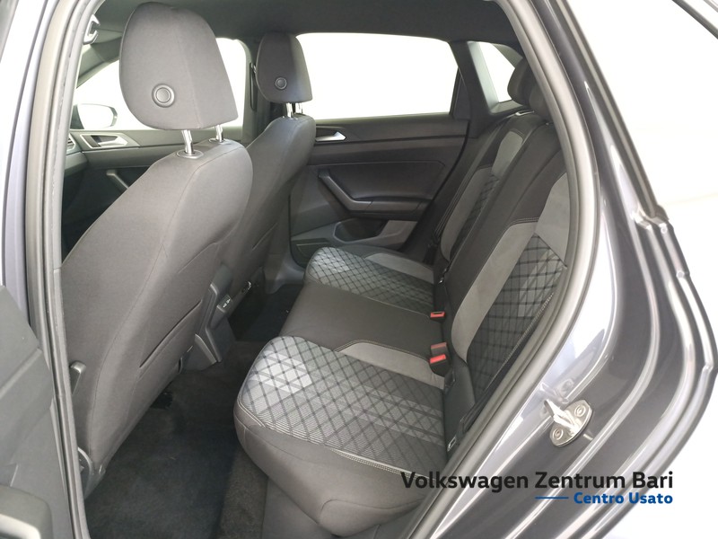 Volkswagen Polo 1.0 tsi r-line 95cv - 18