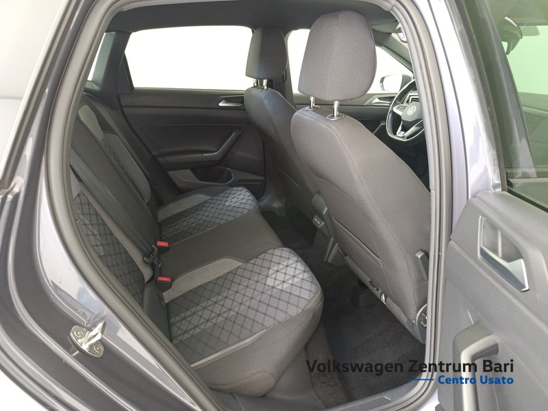 Volkswagen Polo 1.0 tsi r-line 95cv - 21