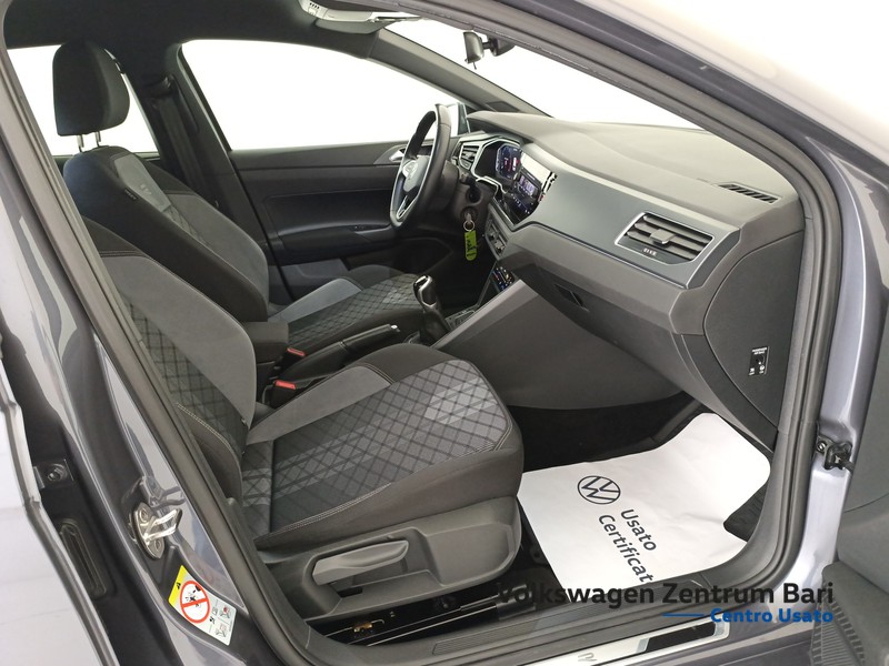 Volkswagen Polo 1.0 tsi r-line 95cv - 22