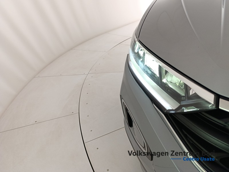 Volkswagen T-Roc 1.0 tsi sport - 21