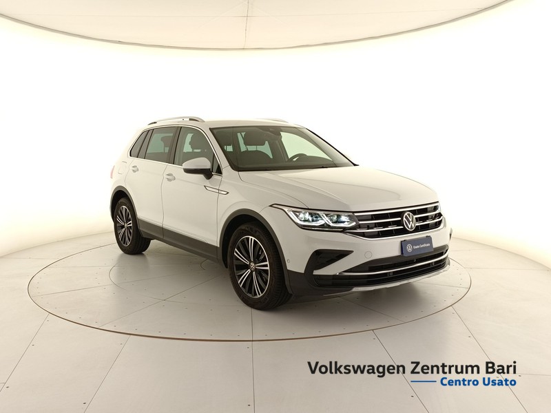 Volkswagen Tiguan 2.0 tdi elegance 150cv dsg - 4