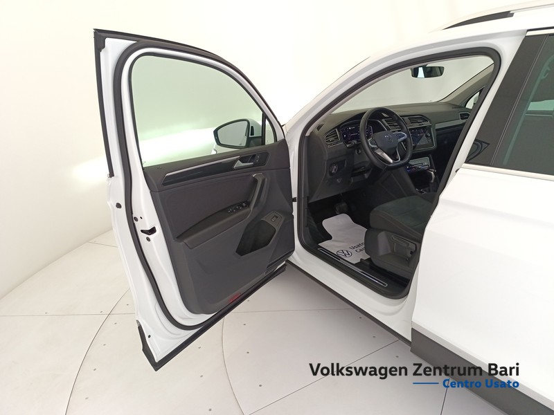 Volkswagen Tiguan 2.0 tdi elegance 150cv dsg - 13