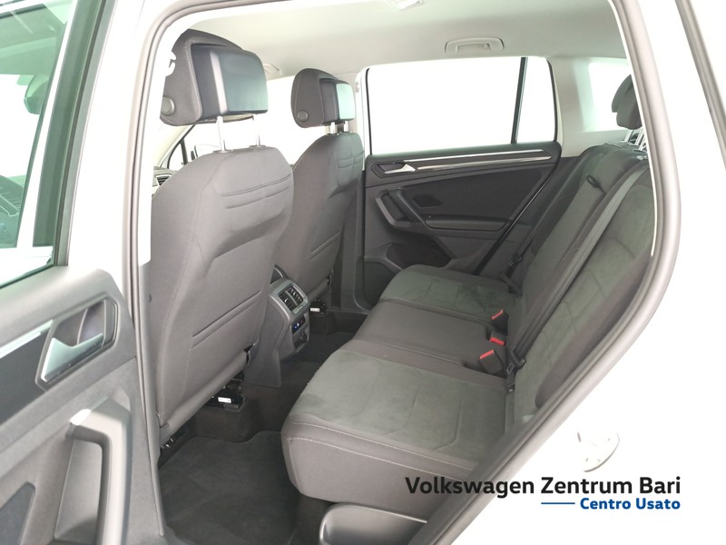 Volkswagen Tiguan 2.0 tdi elegance 150cv dsg - 17